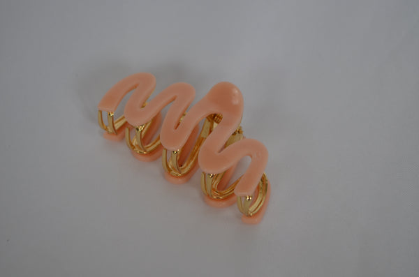 Peach Wave Claw Clip